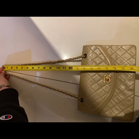 Stunning vintage Chanel bag. Original packaging - Picture 8 of 8